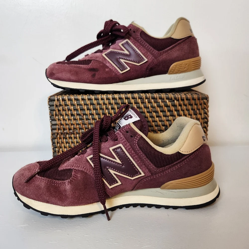 New Balance 574 Core Burgundy/Gray/White Suede Mesh Upper Lace Up Sneakers